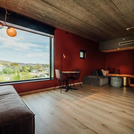 Comfort Hotel Пошгрун Екстериор снимка